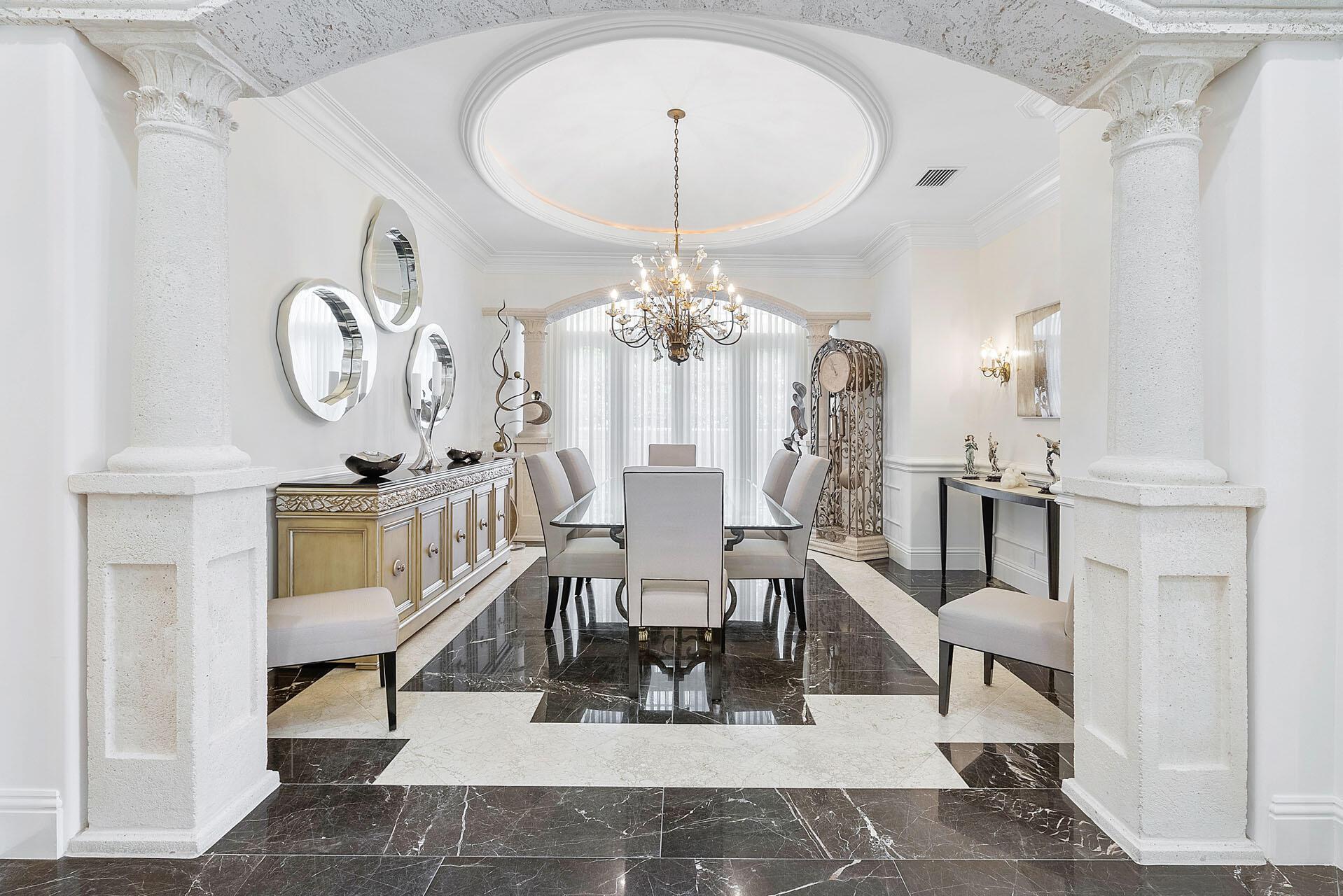 ROYAL PALM YACHT & COUNTR - Residential