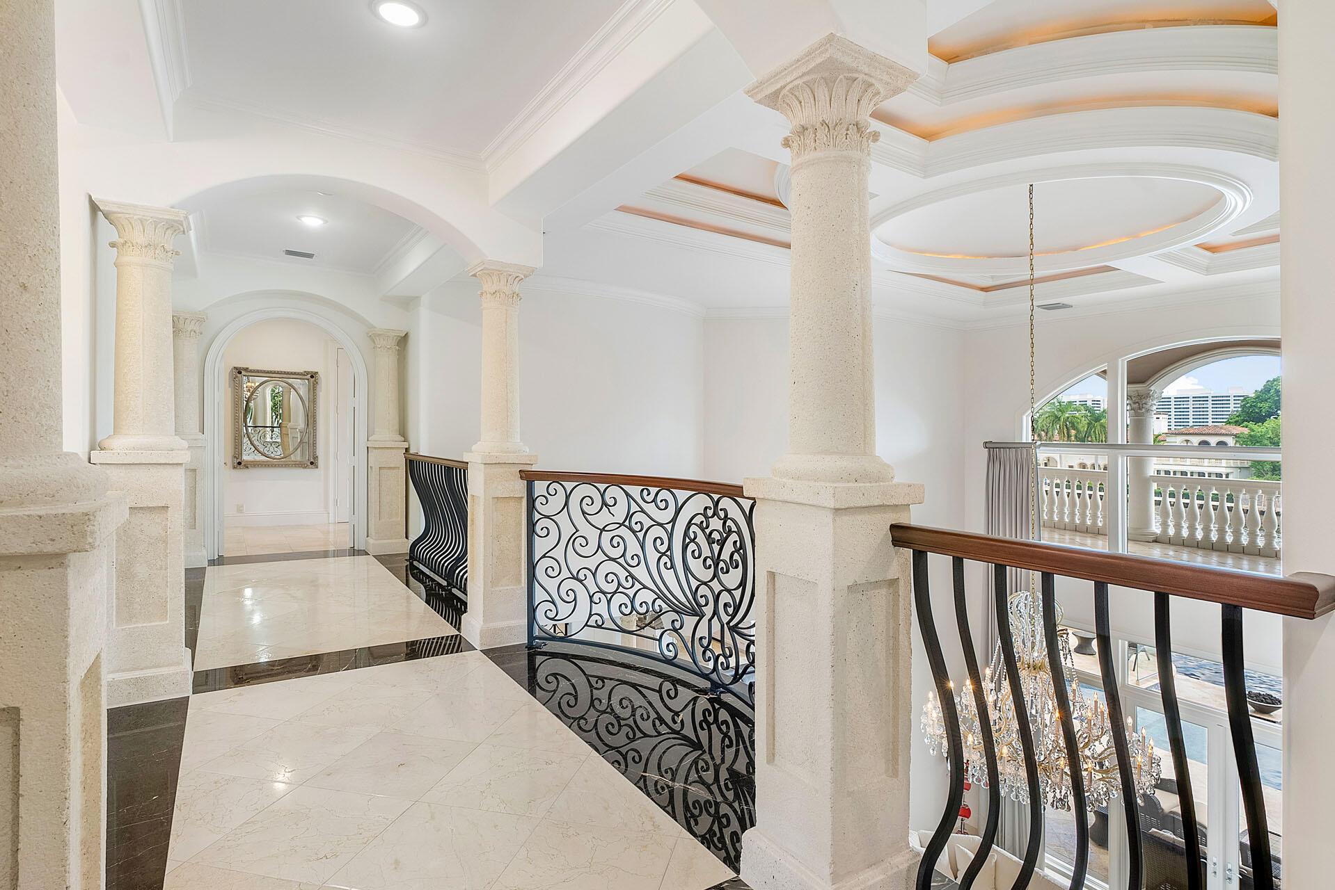 ROYAL PALM YACHT & COUNTR - Residential