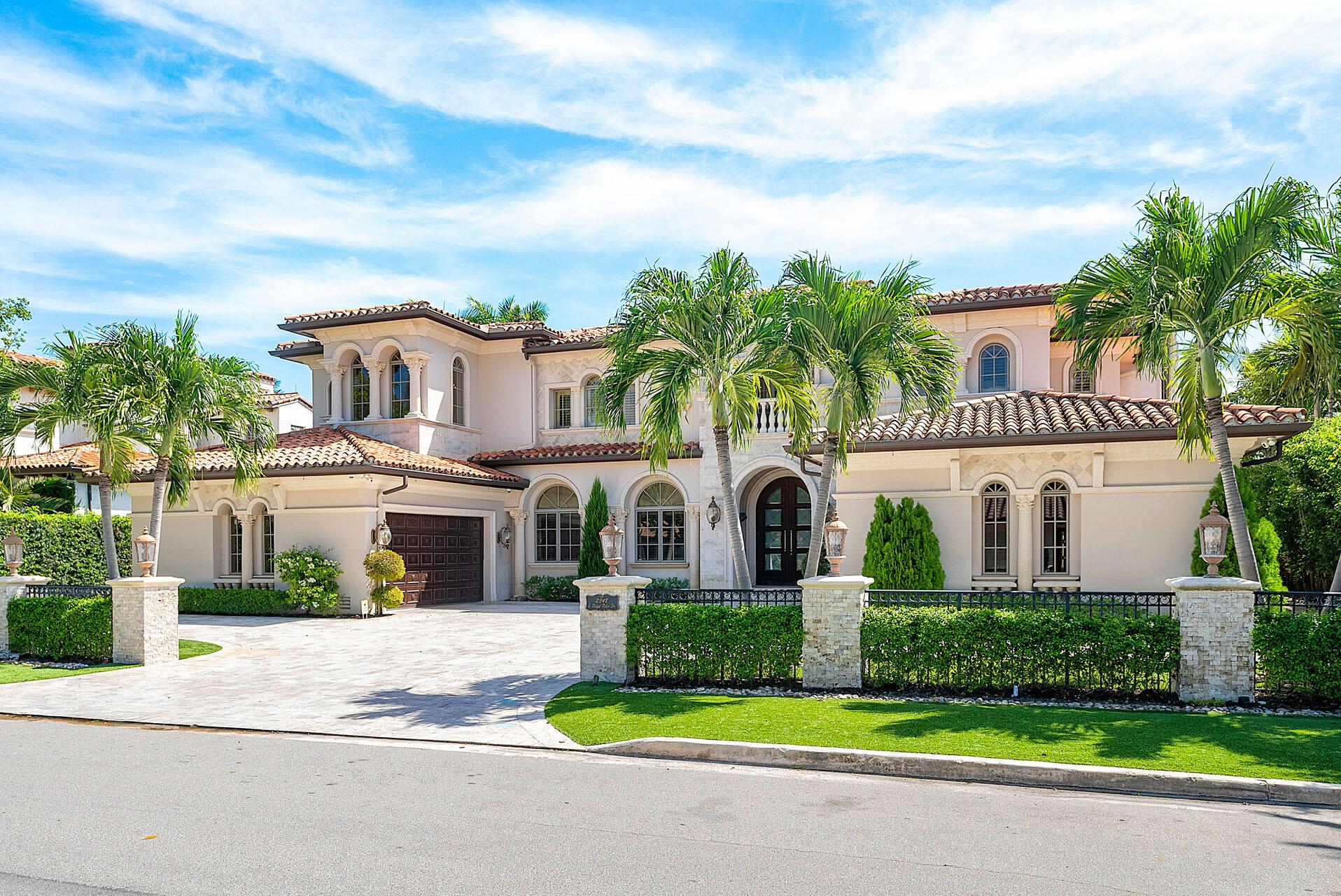 ROYAL PALM YACHT & COUNTR - Residential