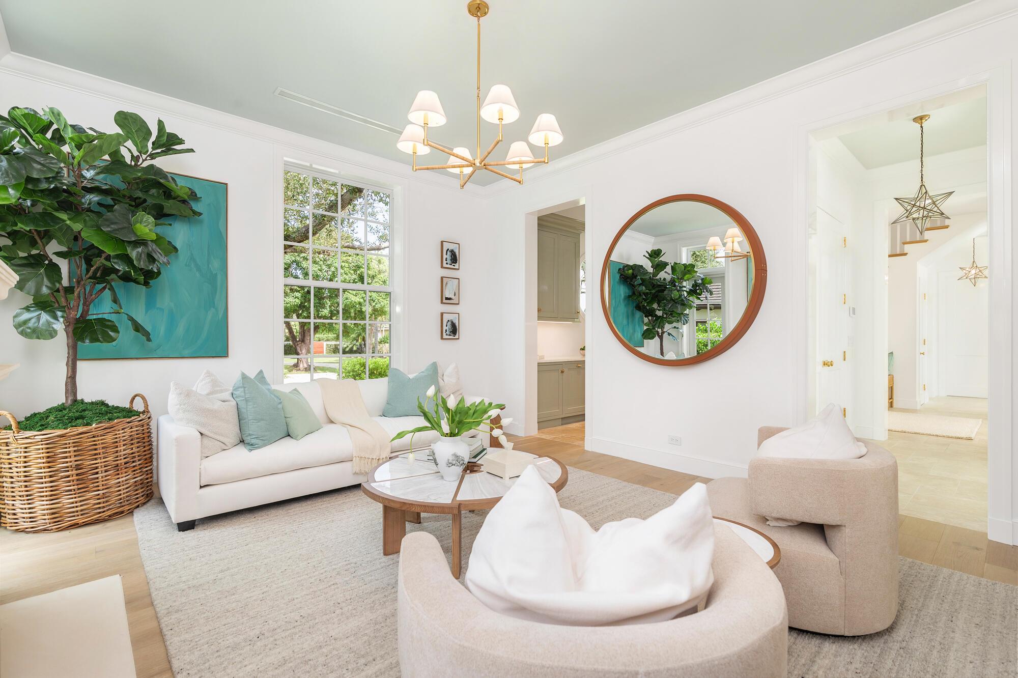 MIRAMAR ln - Residential