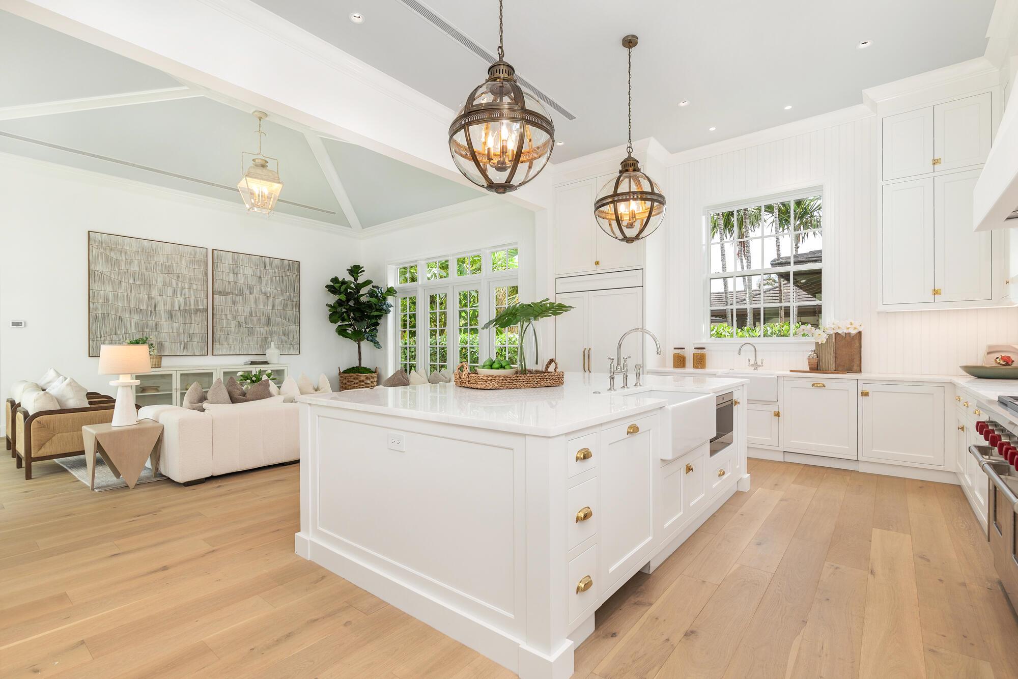 MIRAMAR ln - Residential