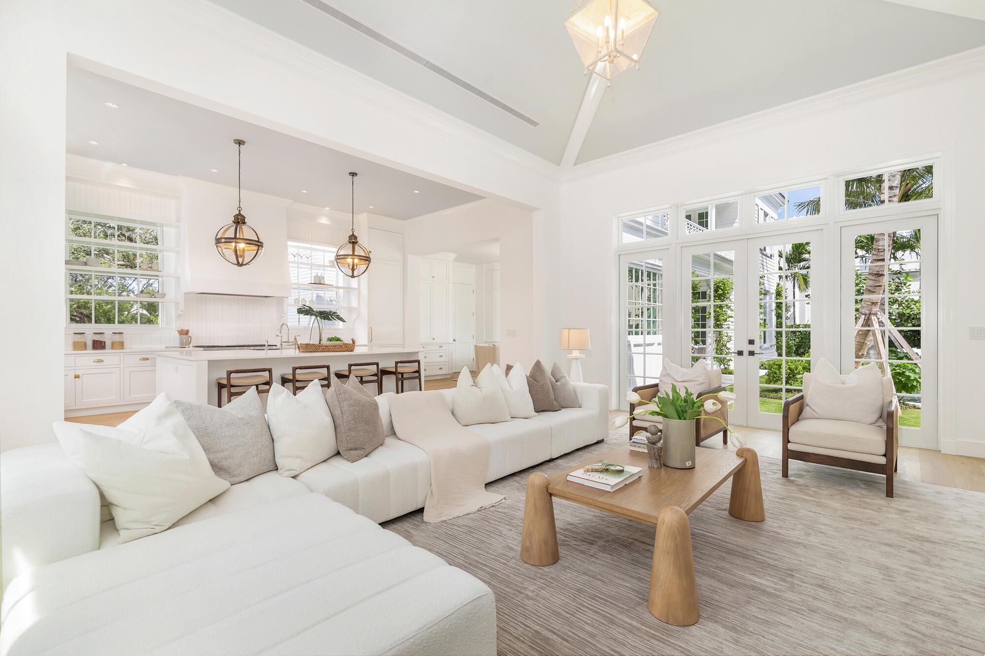 MIRAMAR ln - Residential