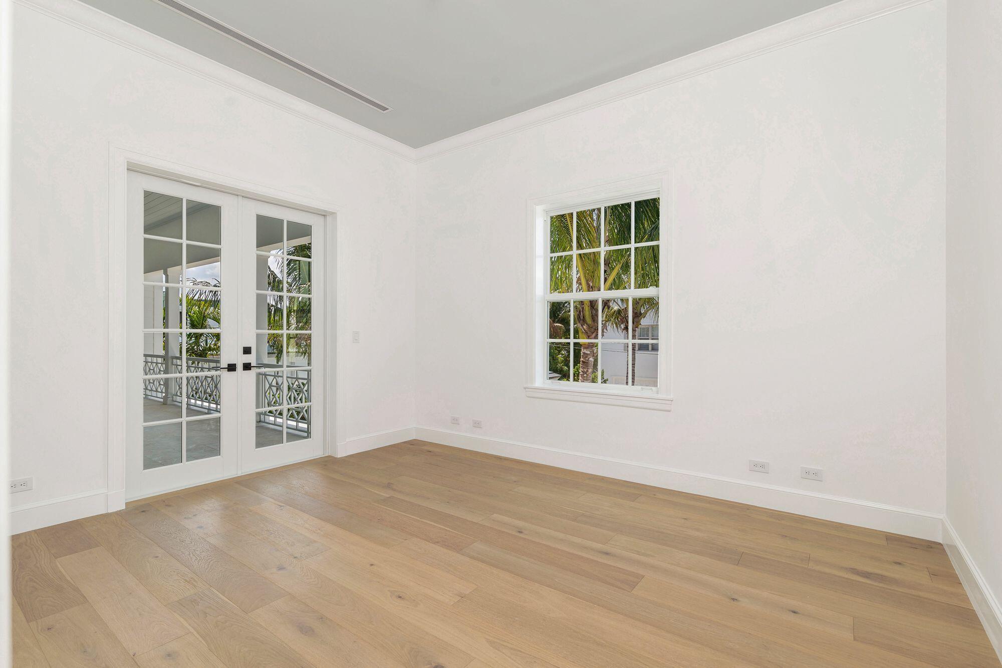 MIRAMAR ln - Residential