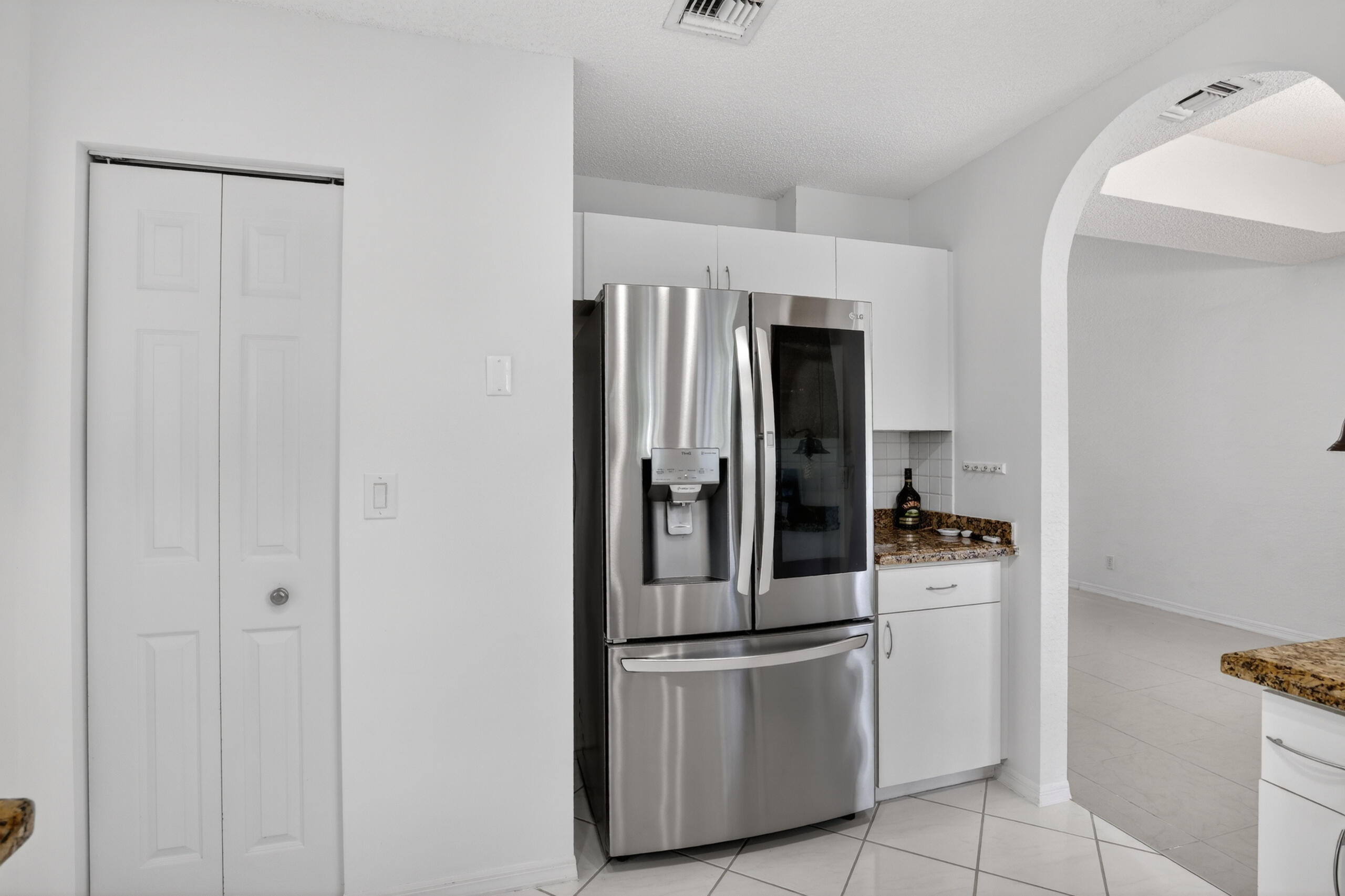 PEMBROKE POINTE PARCEL - Residential