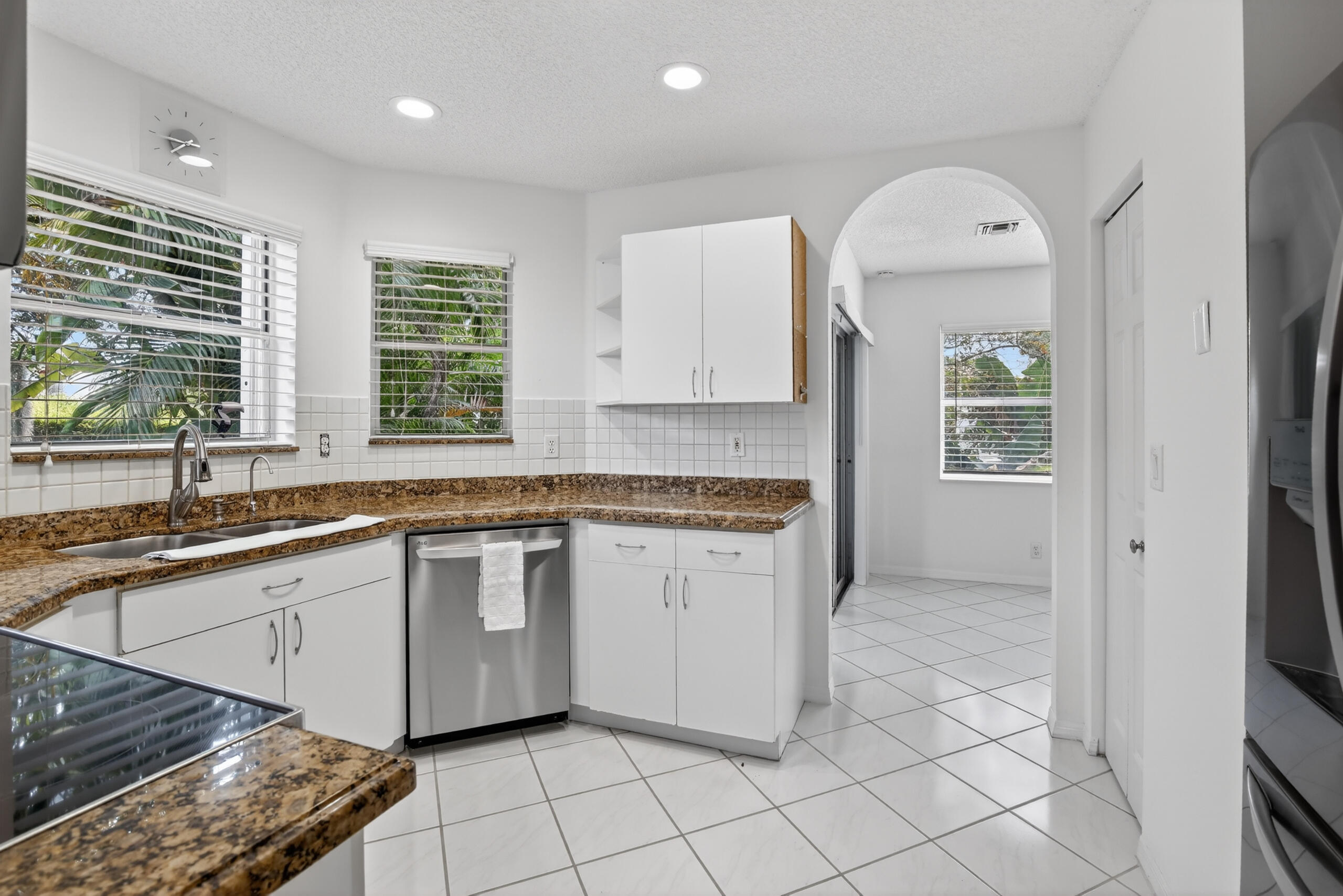 PEMBROKE POINTE PARCEL - Residential