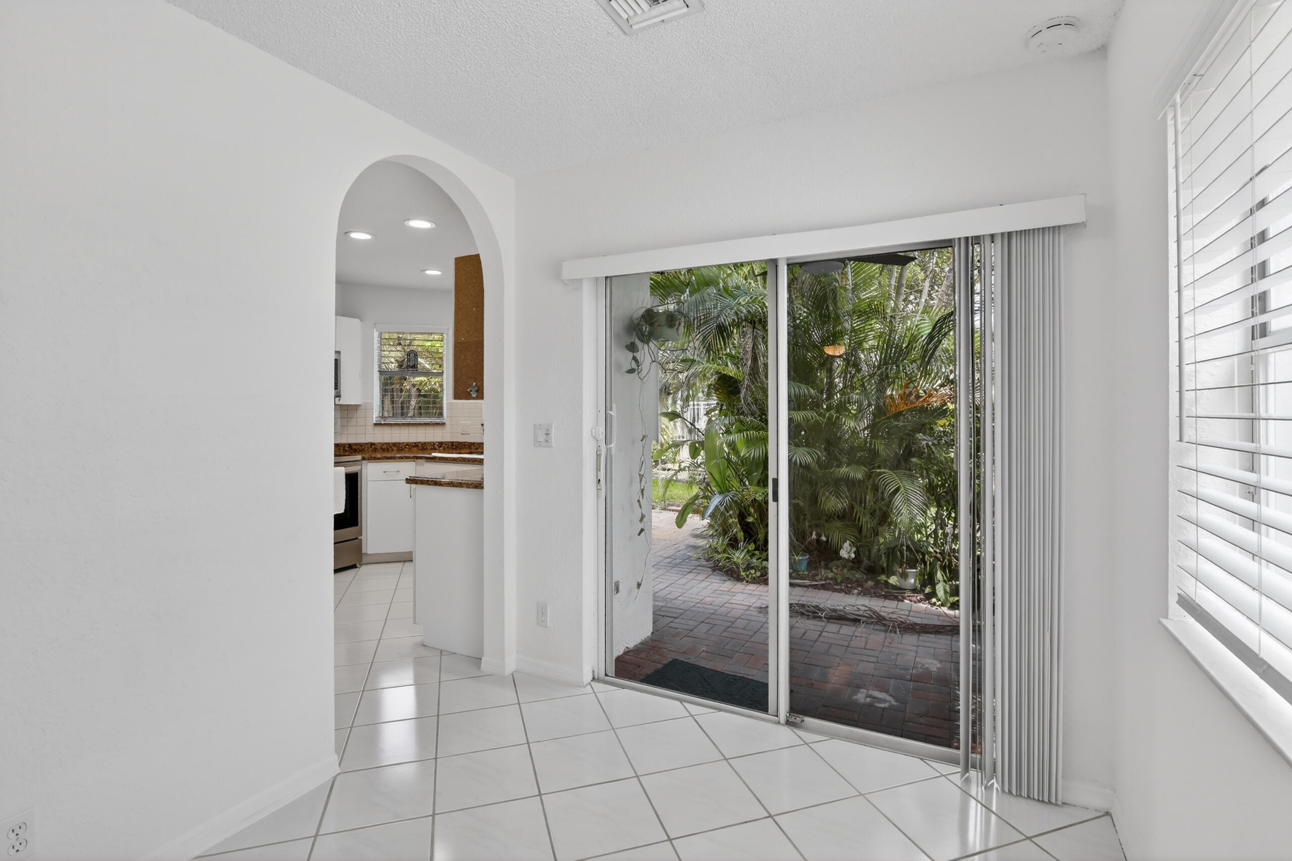 PEMBROKE POINTE PARCEL - Residential