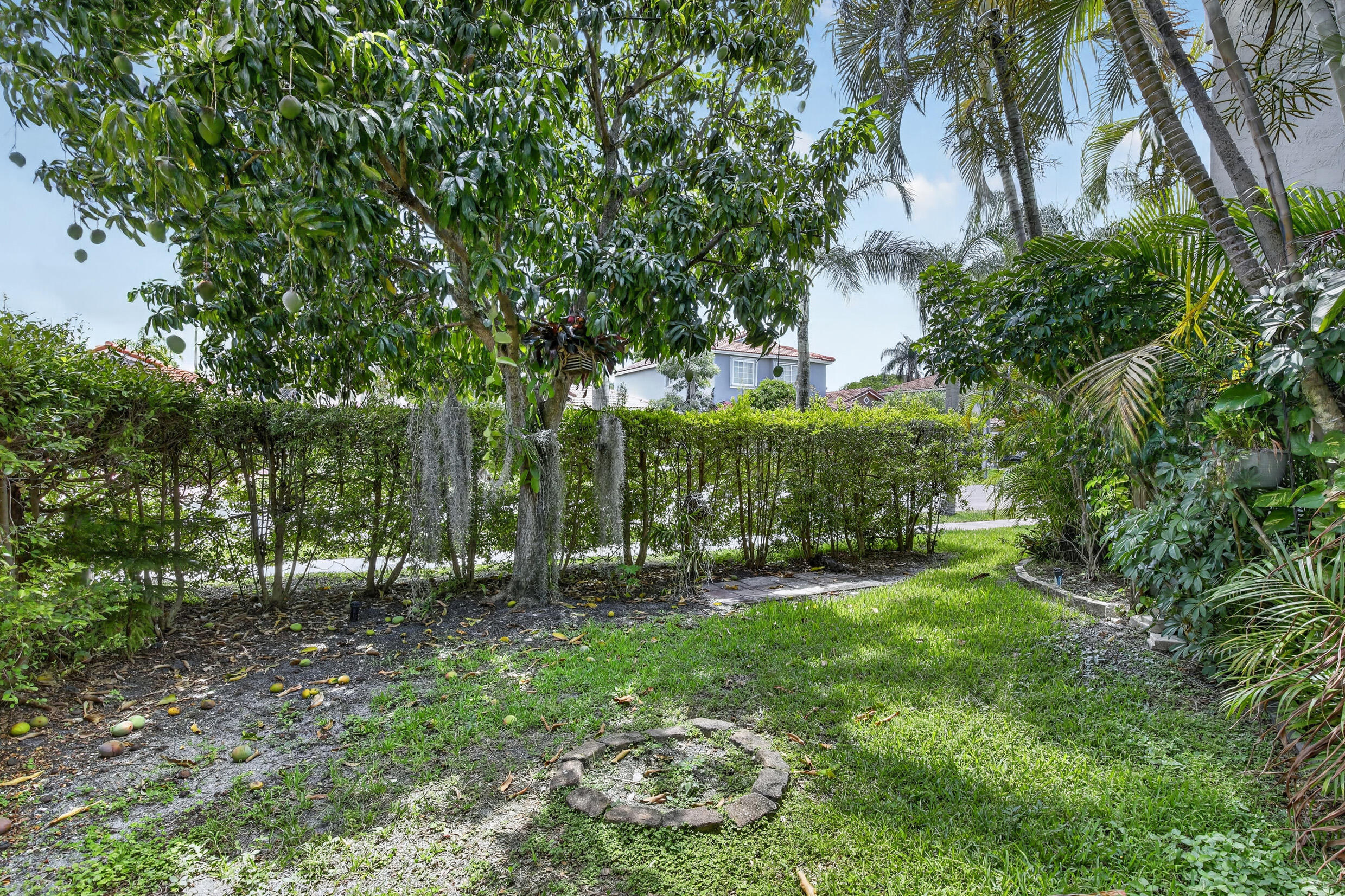 PEMBROKE POINTE PARCEL - Residential