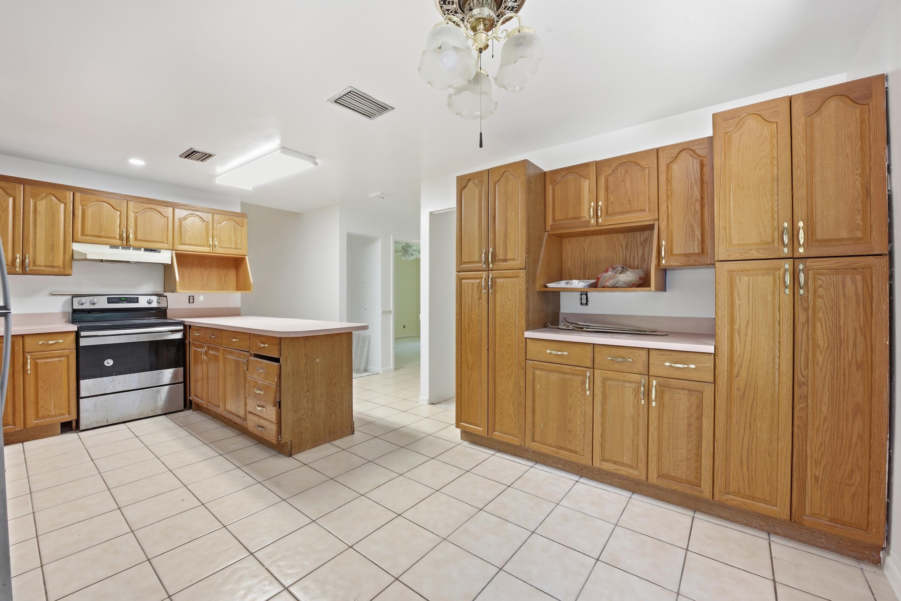 TARTAN COCONUT CREEK PHASE I - Residential
