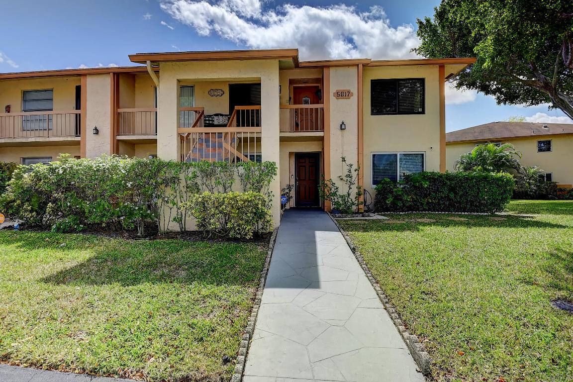 PALM GREENS AT VILLA DEL RAY CONDO - Residential