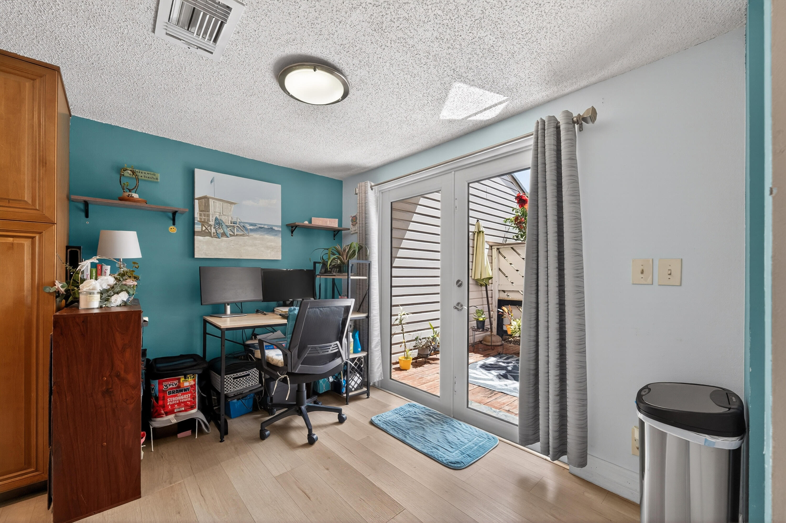 JUPITER VILLAGE TOWNHOMES CONDO - Residential