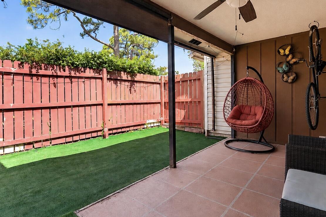 JUPITER VILLAGE TOWNHOMES CONDO - Residential