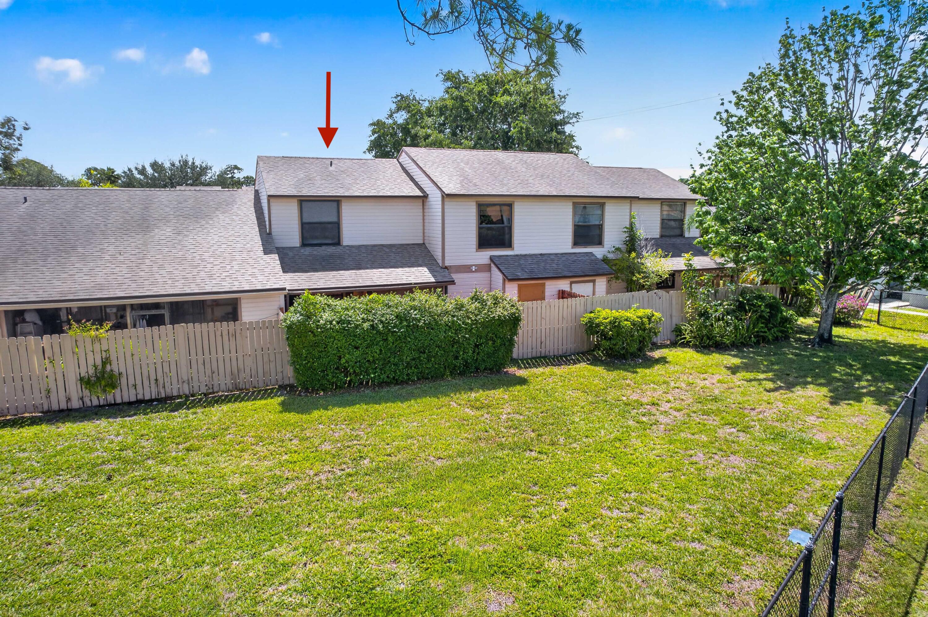 JUPITER VILLAGE TOWNHOMES CONDO - Residential