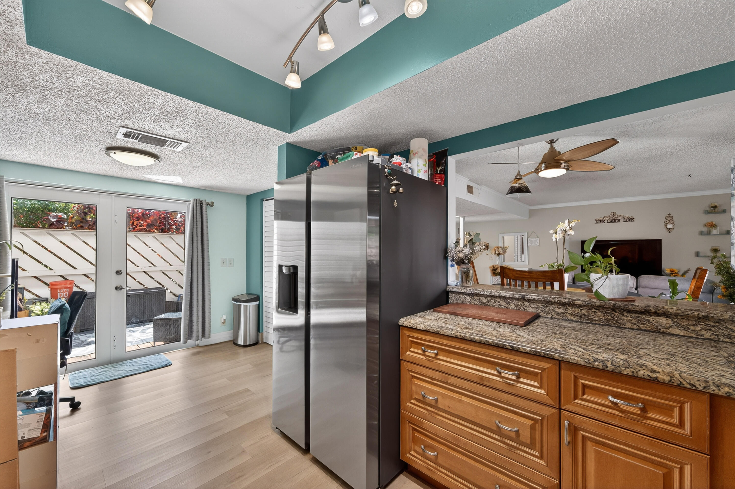 JUPITER VILLAGE TOWNHOMES CONDO - Residential