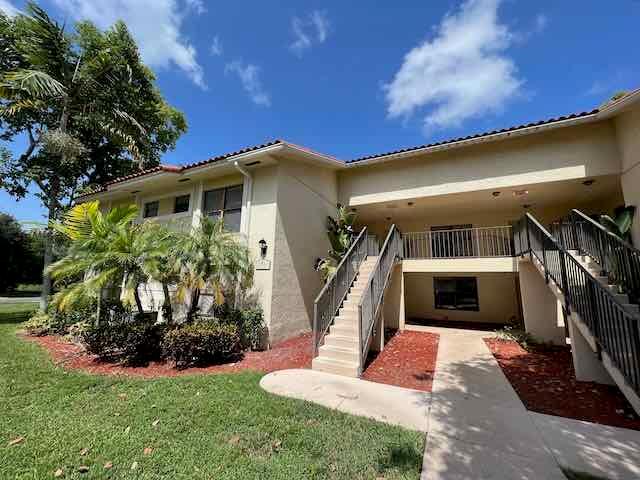 Great home professionally managed with first class service, every tenant has online access to their account, maintenance requests and online payments. No worries about the home becoming foreclosed, unpack and stay for years. 2nd floor condo, kitchen features granite counters and stainless steel appliances. Water included.