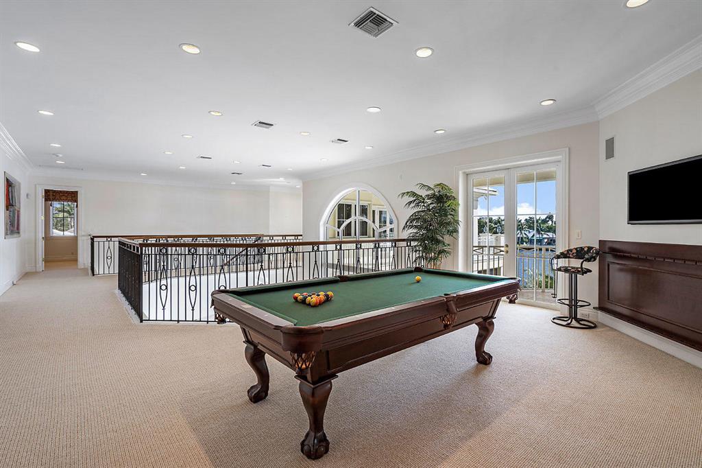 RUNNYMEDE - Residential