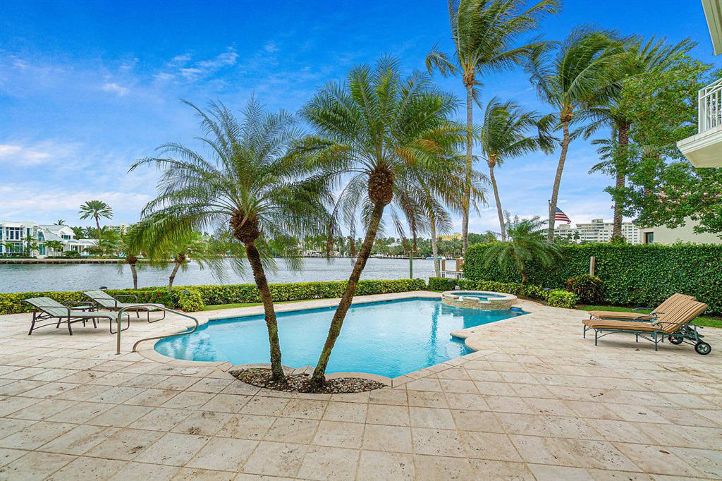 RUNNYMEDE - Residential