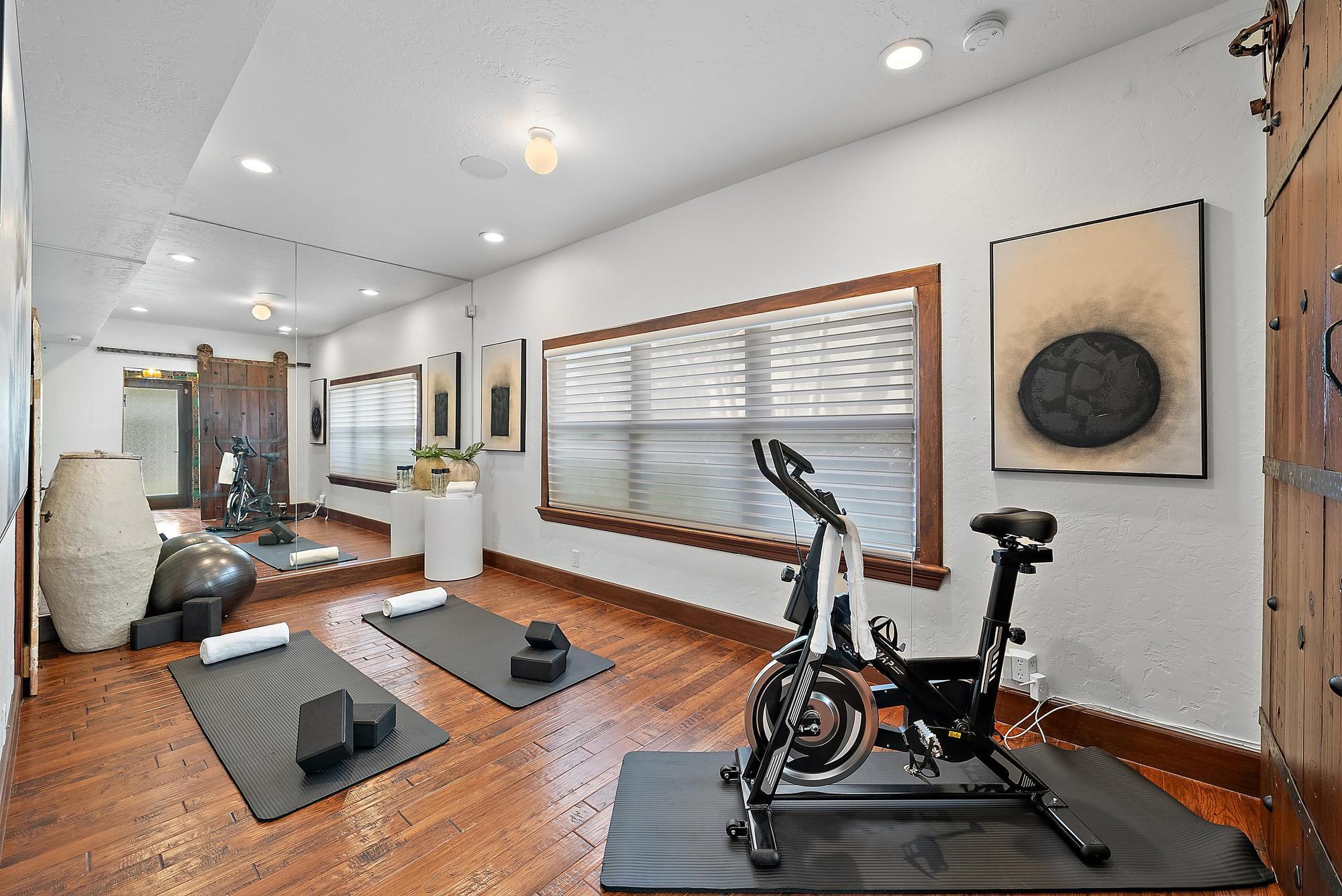 SOUTHLAND PARK - Residential