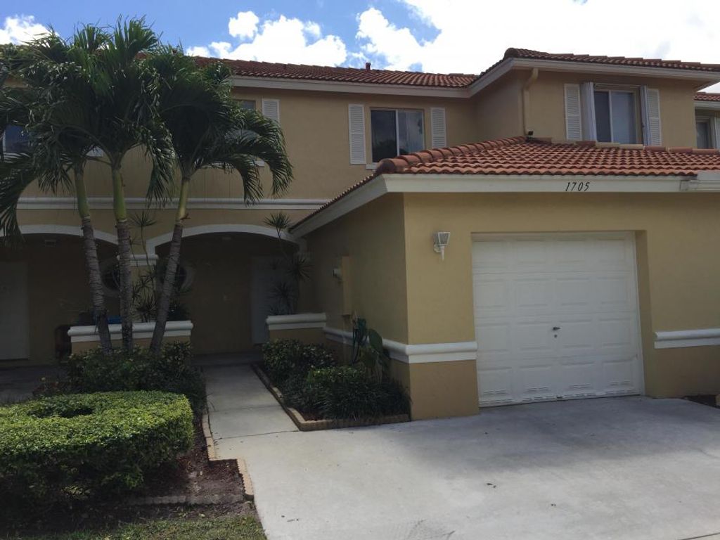 Photo of 1705 Arezzo Circle, Boynton Beach, FL 33436 (MLS # R10701683)