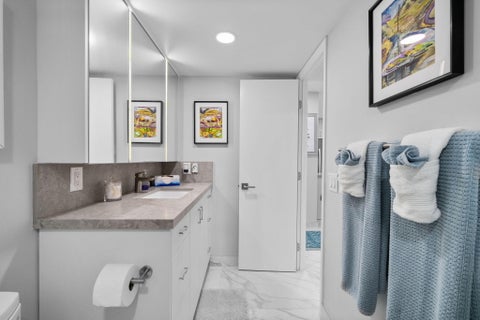 Tiny photo for 511 Bayshore Drive #910, Fort Lauderdale, FL 33304 (MLS # B26044273)