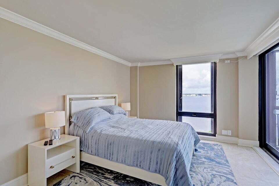 EASTPOINTE CONDO - Residential Lease