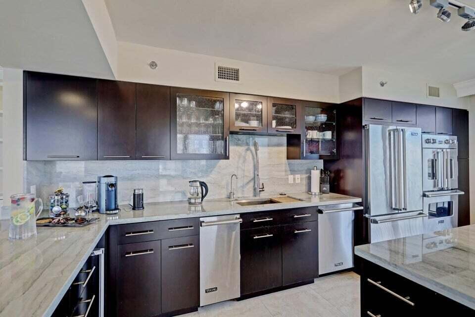 EASTPOINTE CONDO - Residential Lease