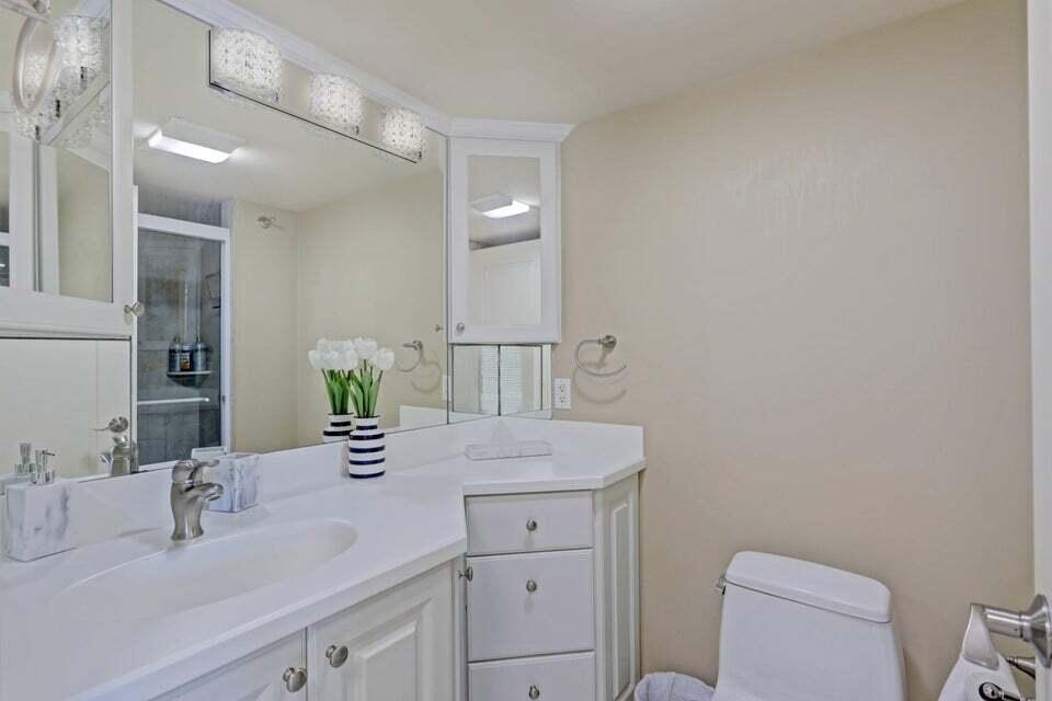 EASTPOINTE CONDO - Residential Lease