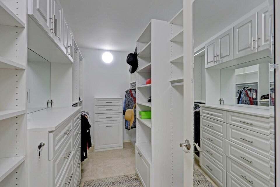 EASTPOINTE CONDO - Residential Lease