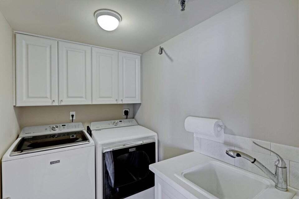 EASTPOINTE CONDO - Residential Lease