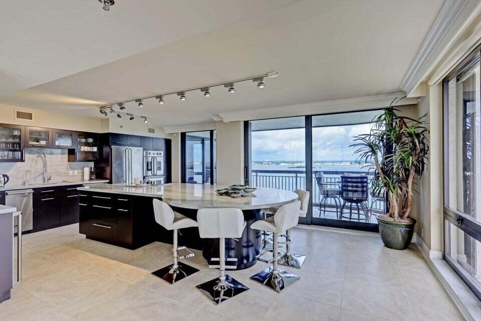 EASTPOINTE CONDO - Residential Lease