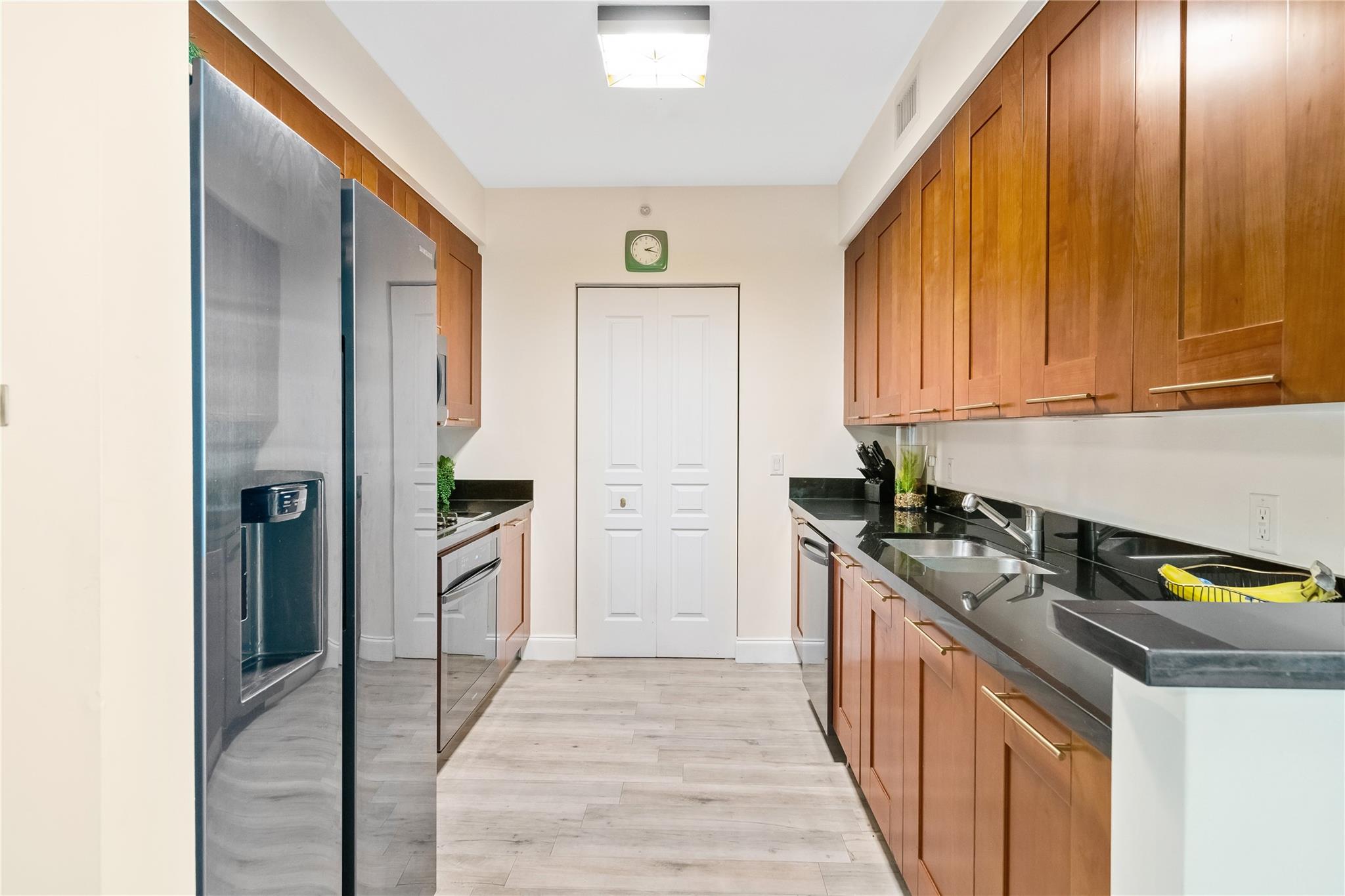 350 Las Olas Place Condo - Residential Lease