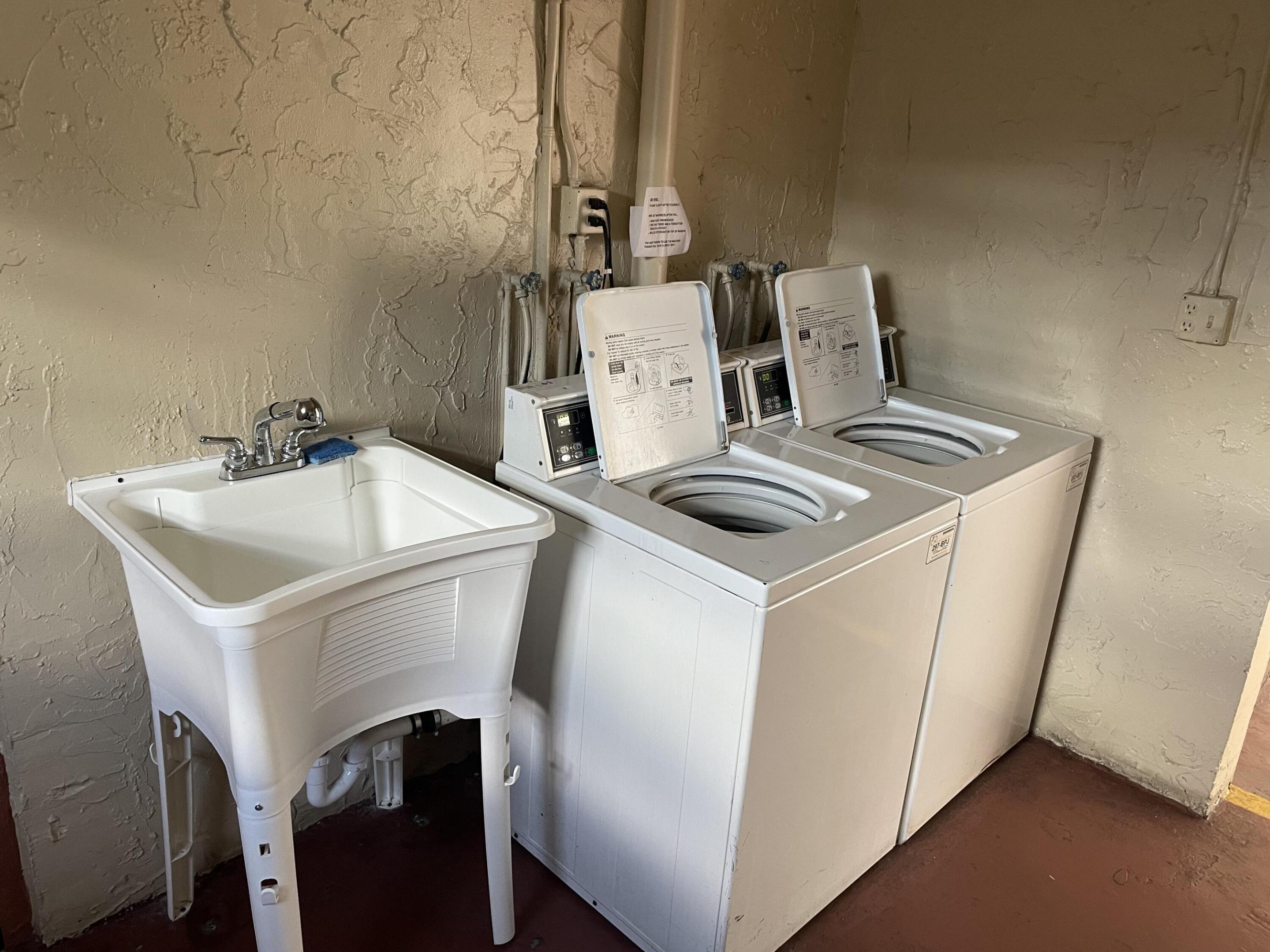 Lakeside Village - Residential Lease