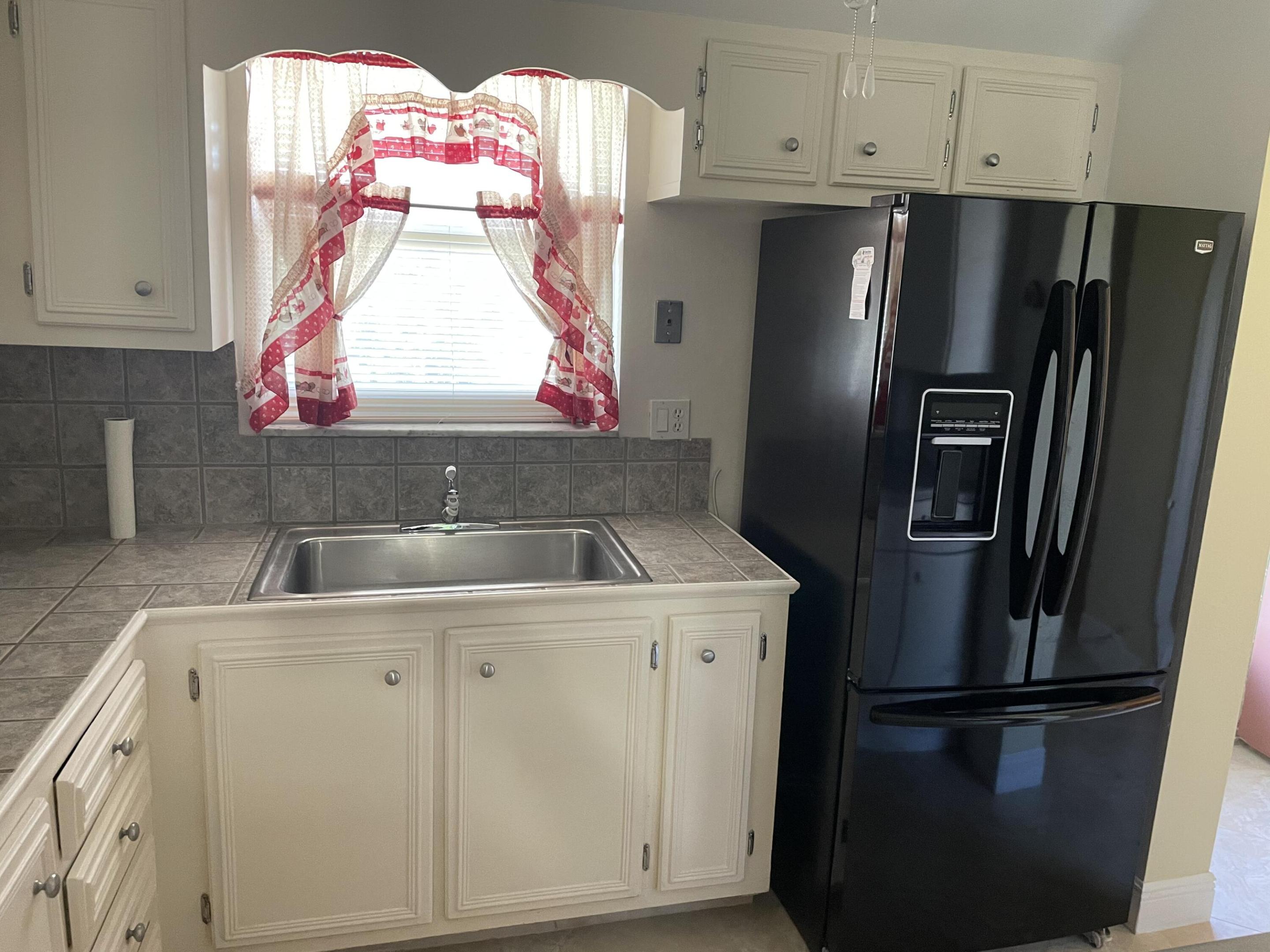 Lakeside Village - Residential Lease