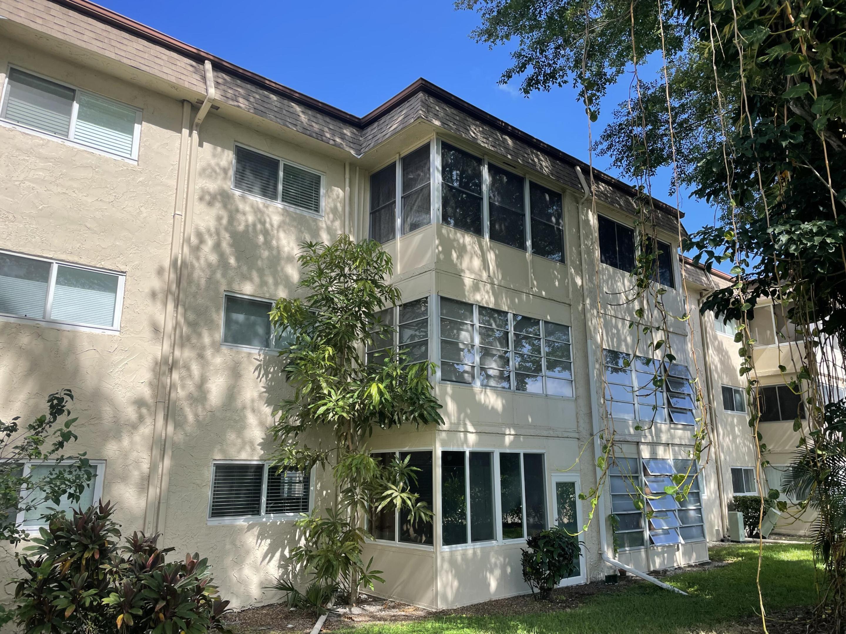 Lakeside Village - Residential Lease