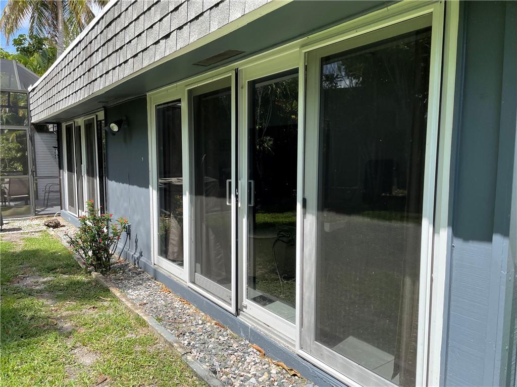 Woodlands Sec Five 67-43 - Residential