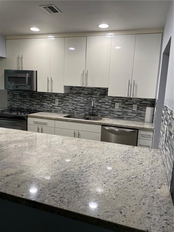 Woodlands Sec Five 67-43 - Residential