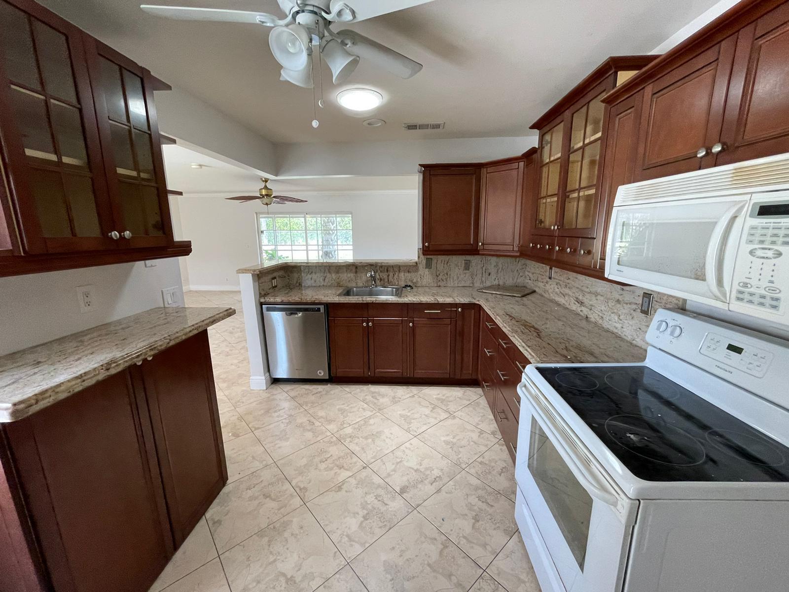 View photos, virtual tours, details... 9319 Southampton Place