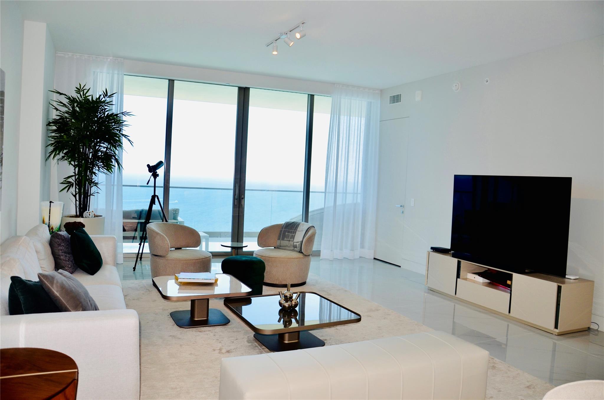 Armani Casa - Residential