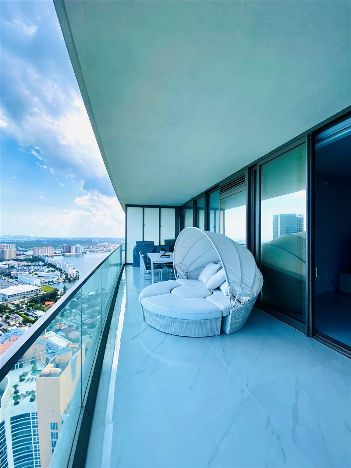 Armani Casa - Residential