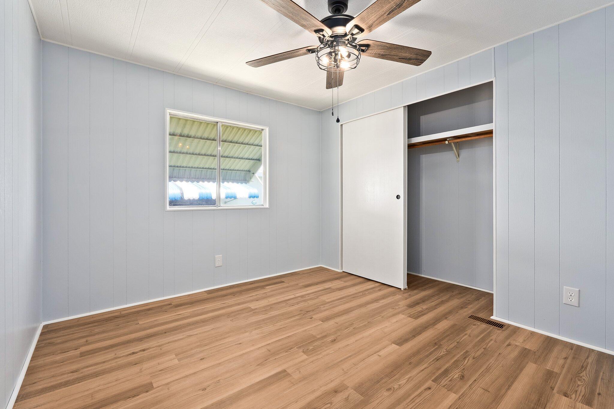 NATALIE ESTATES MOBILE HO - Residential