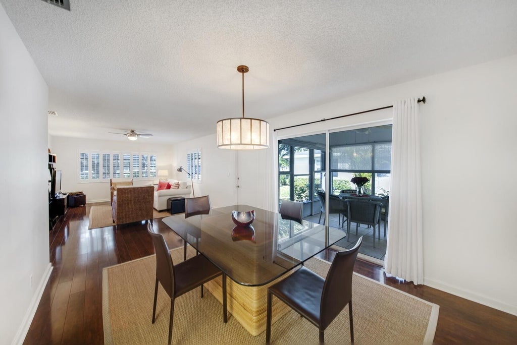 Photo of 10096 41st Terrace S, Boynton Beach, FL 33436 (MLS # R11056913)