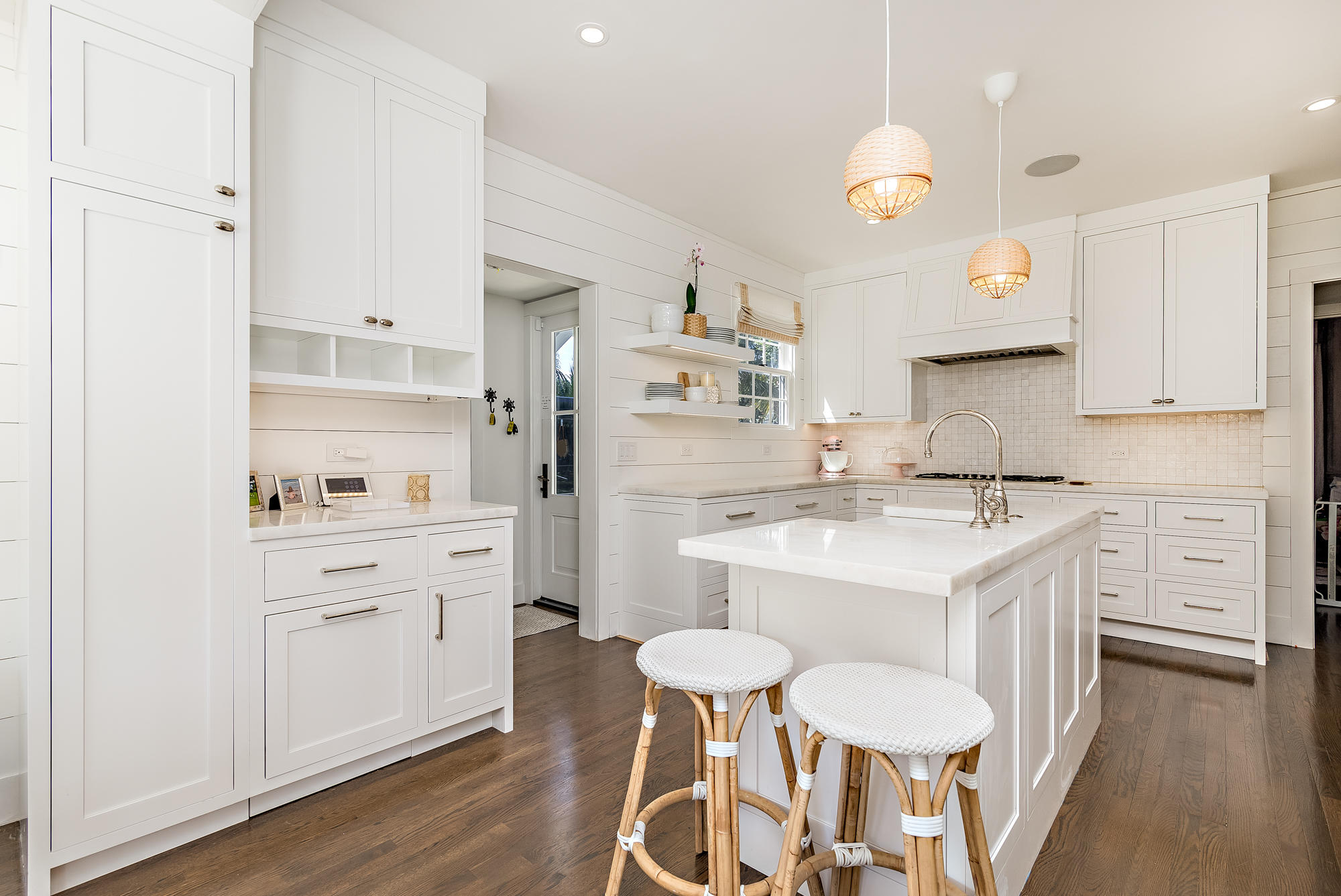 EL ENCANTO IN - Residential