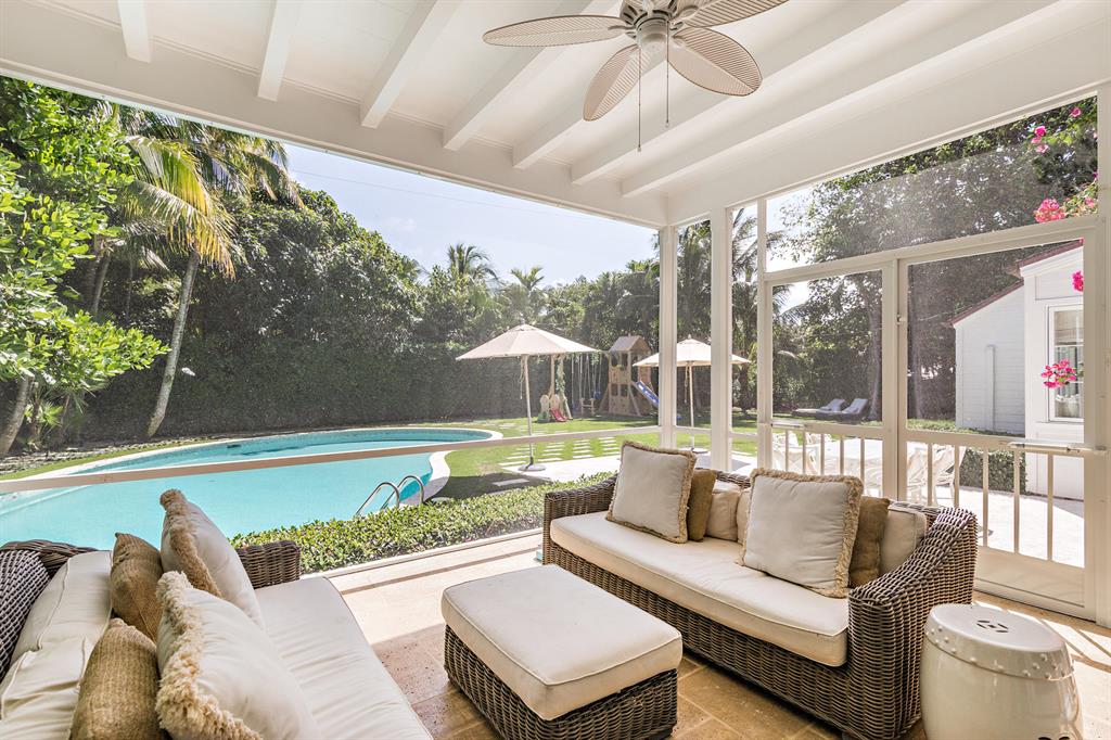 EL ENCANTO IN - Residential