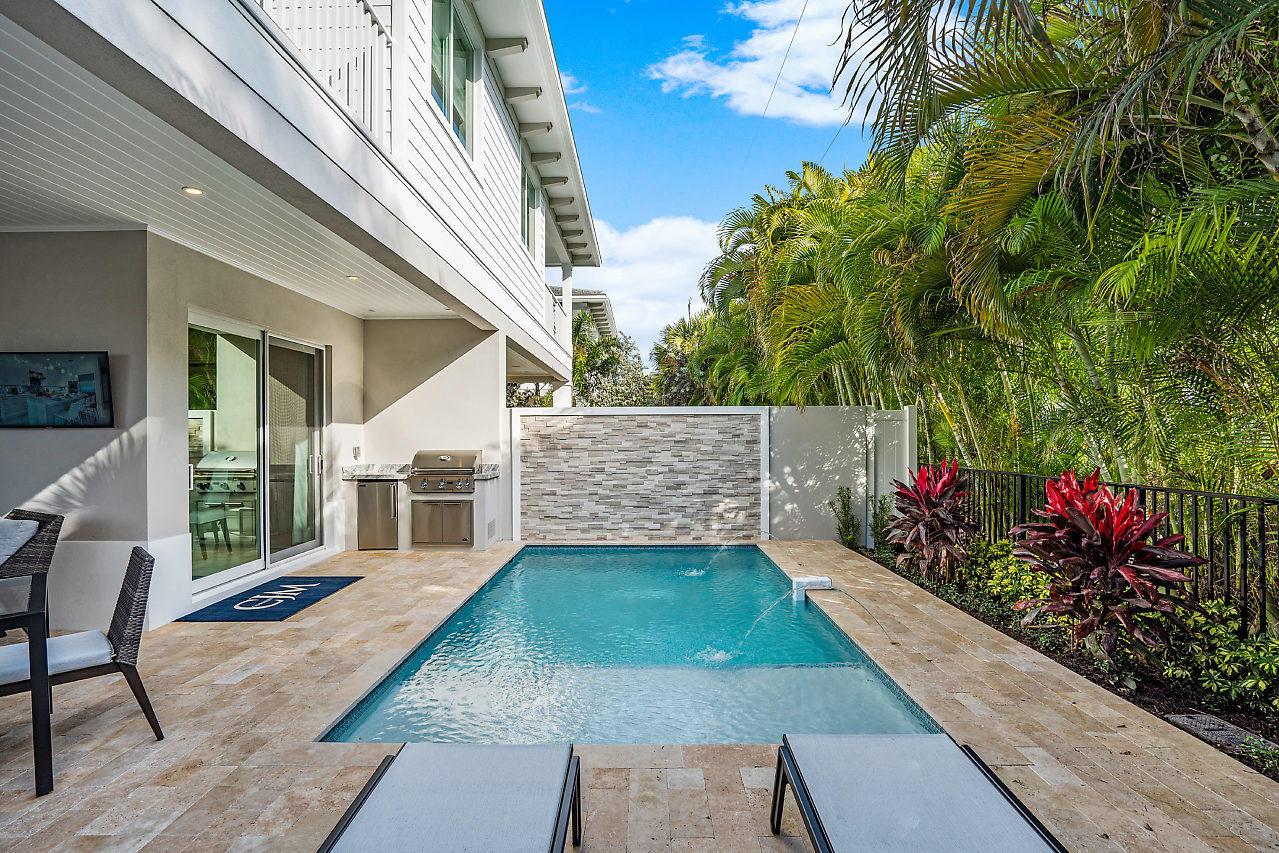 BOCA RATON RIVIERA UNIT D - Residential