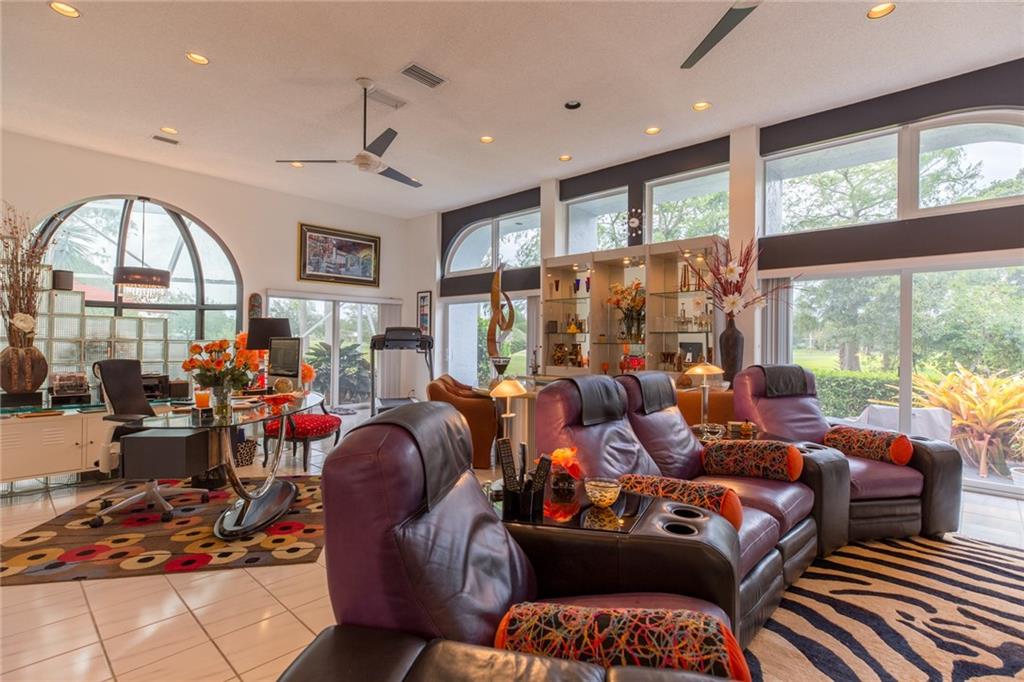 Woodlands Sec Six 67-40 B - Residential