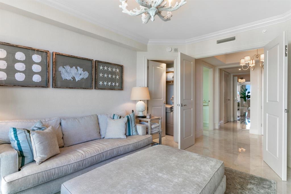 Ritz Carlton Residences - Residential