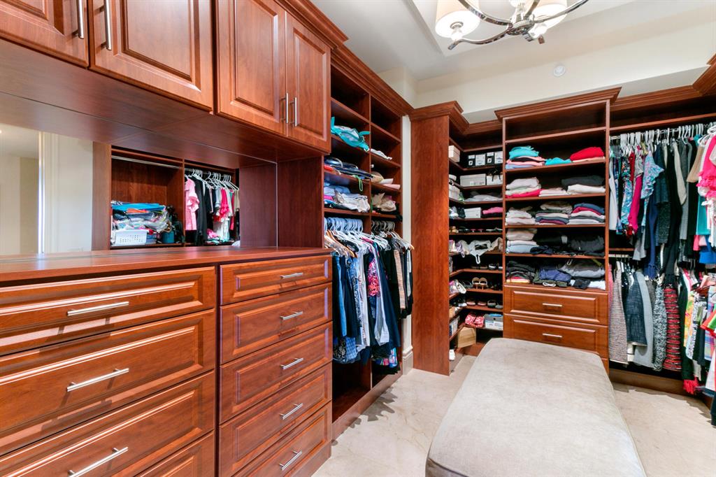 Ritz Carlton Residences - Residential