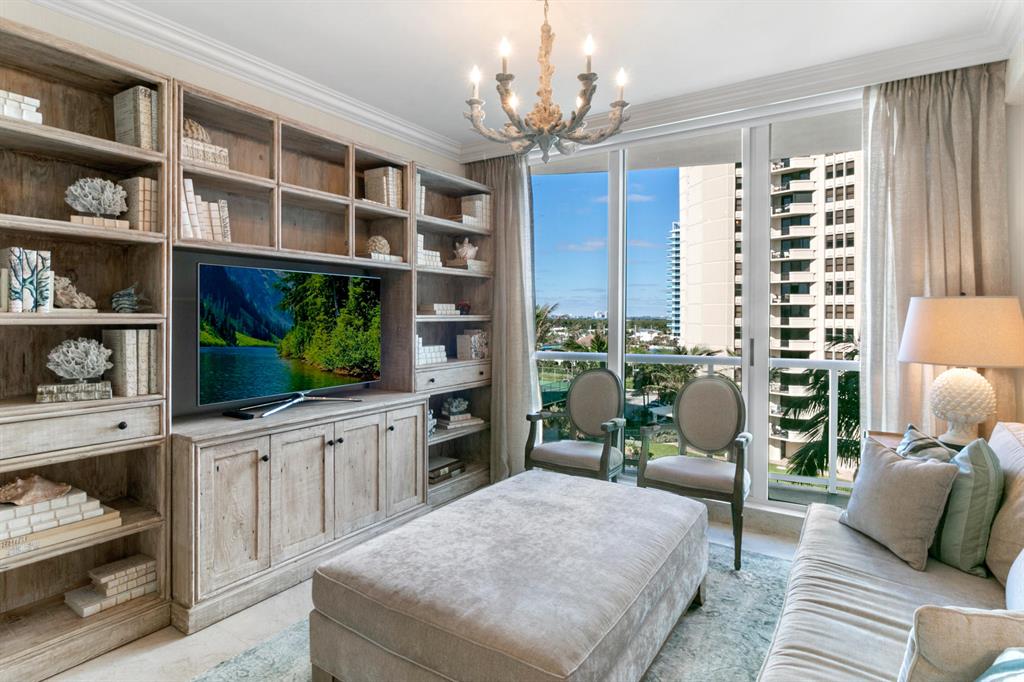 Ritz Carlton Residences - Residential