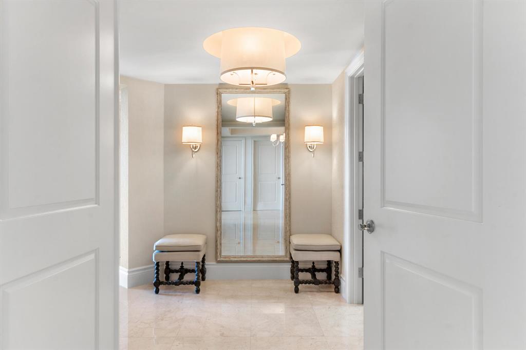 Ritz Carlton Residences - Residential