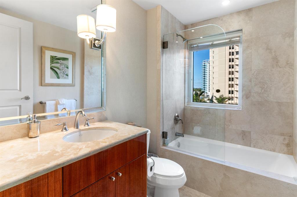 Ritz Carlton Residences - Residential