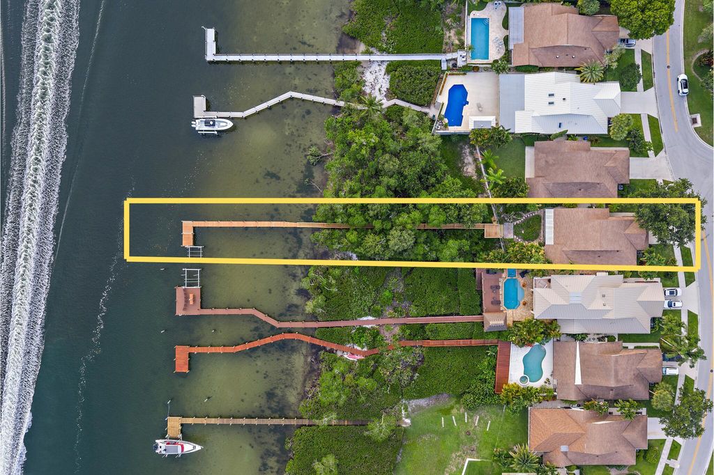 Photo of 348 River Edge Road, Jupiter, FL 33477 (MLS # R11101780)